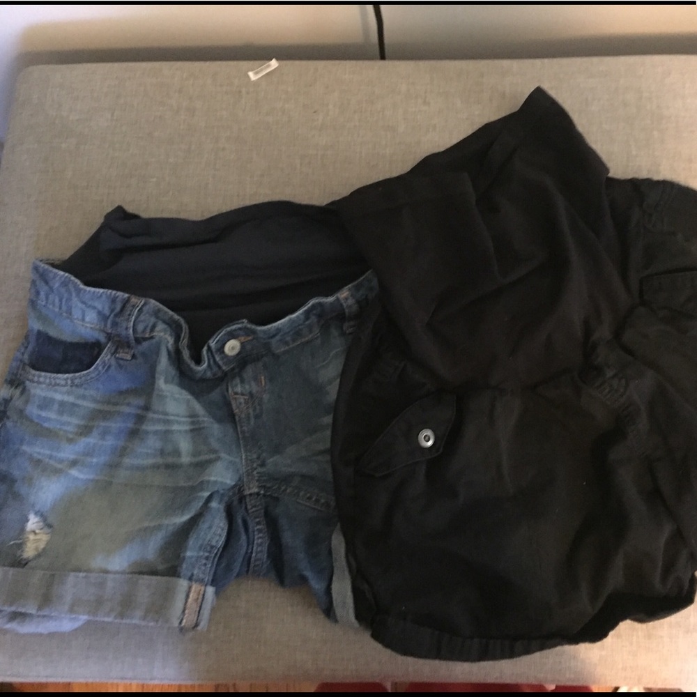 Maternity shorts bundle